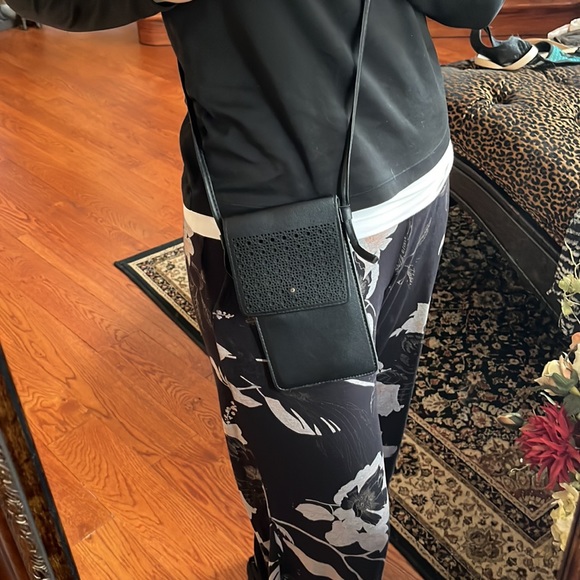 Vegan Leather Adjustable Crossbody Phone Case - Picture 11 of 11